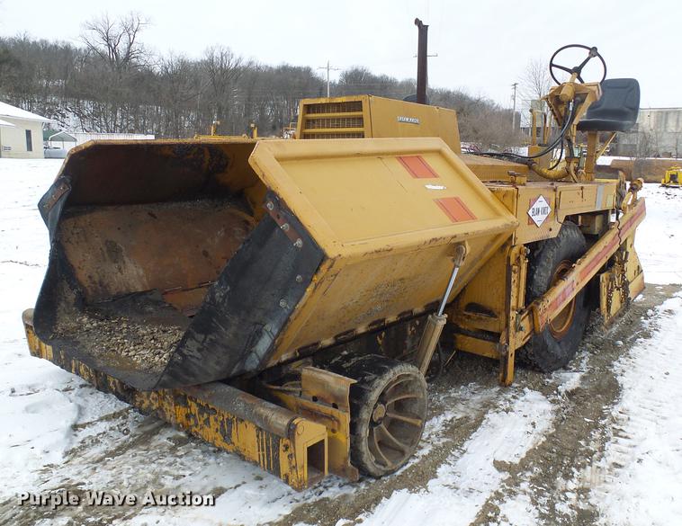 image for item DF7110 Blaw Knox PF115 paver