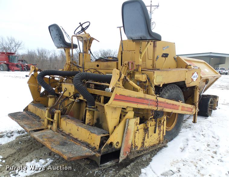 image for item DF7110 Blaw Knox PF115 paver