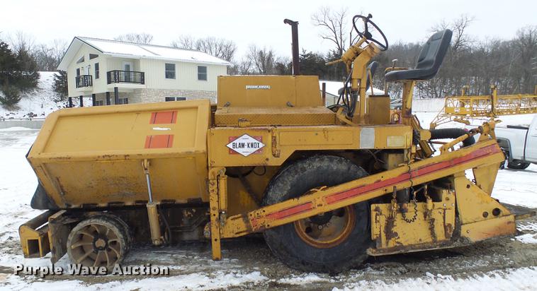 image for item DF7110 Blaw Knox PF115 paver