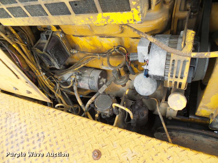 image for item DF7110 Blaw Knox PF115 paver