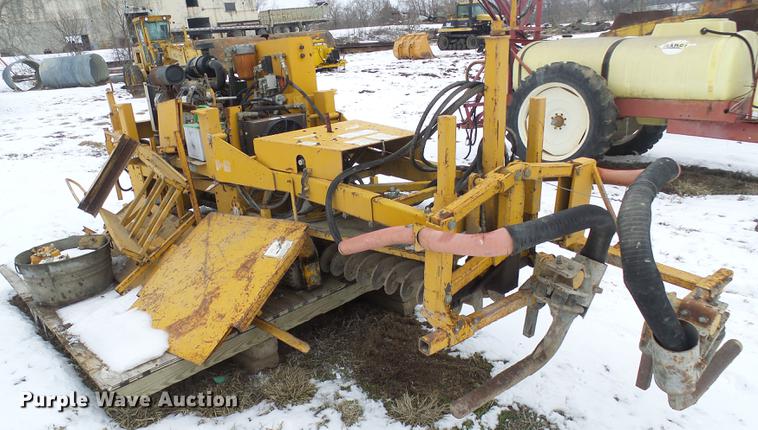 image for item DF7111 Bidwell 5000 concrete paver