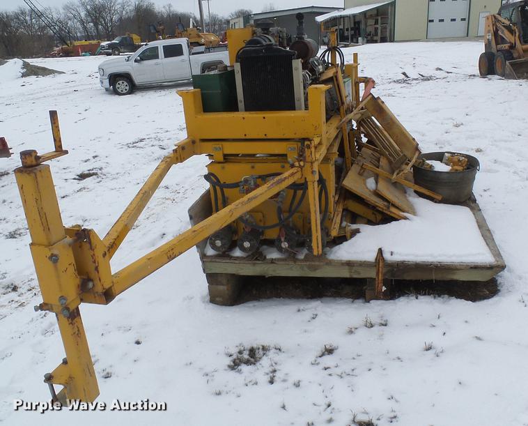 image for item DF7111 Bidwell 5000 concrete paver