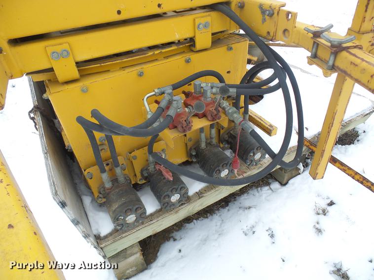 image for item DF7111 Bidwell 5000 concrete paver