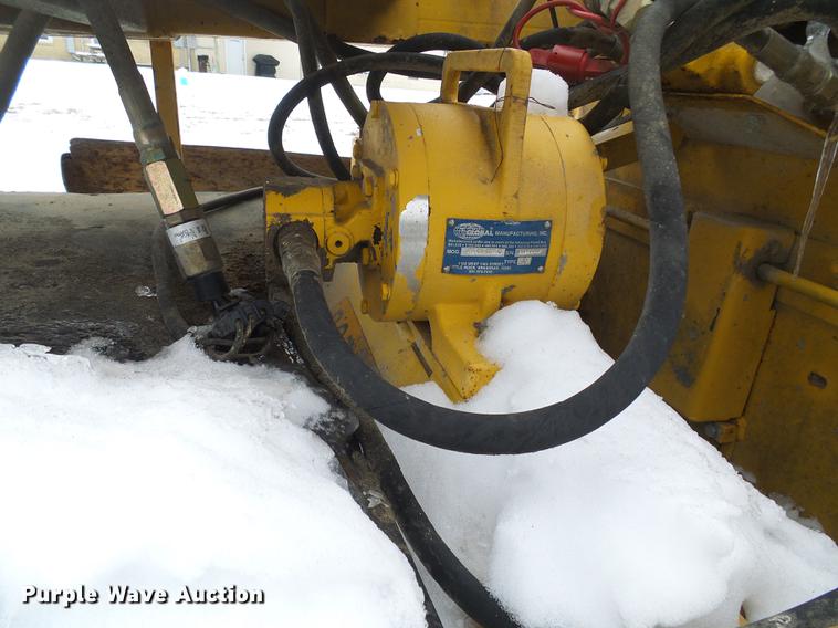 image for item DF7111 Bidwell 5000 concrete paver