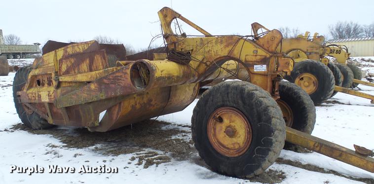 image for item DF7114 Caterpillar 70 scraper