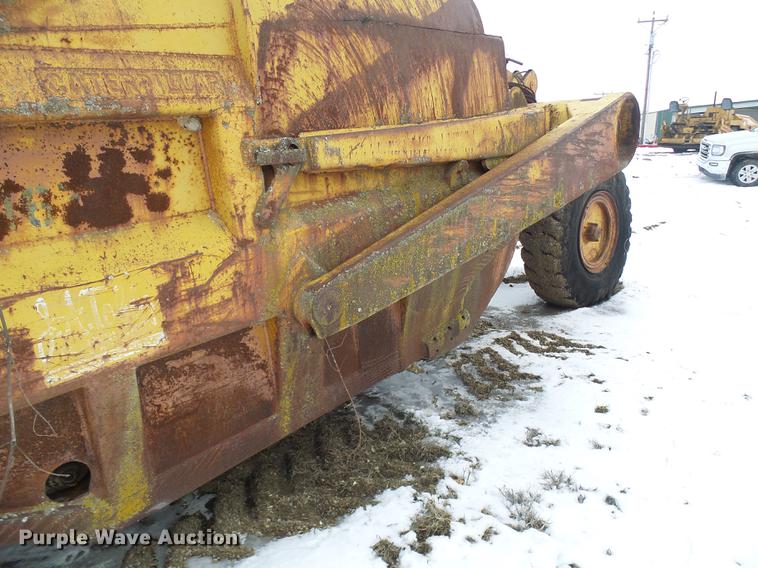 image for item DF7114 Caterpillar 70 scraper