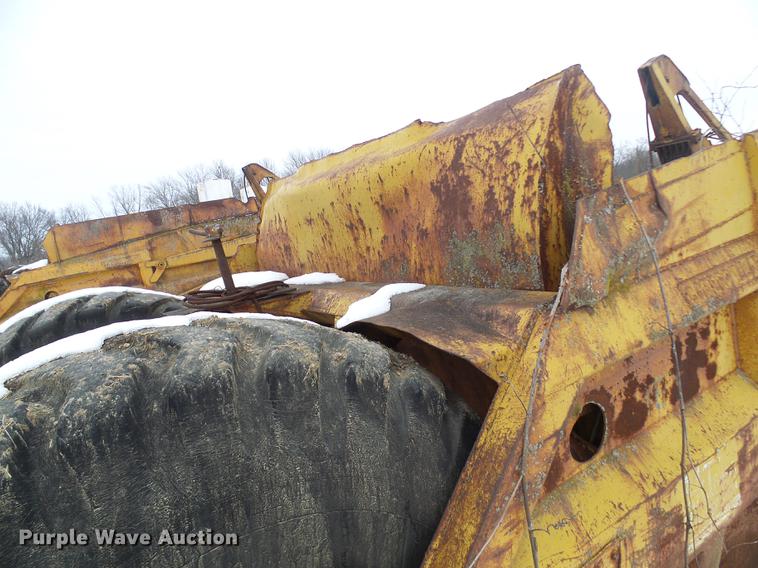 image for item DF7114 Caterpillar 70 scraper