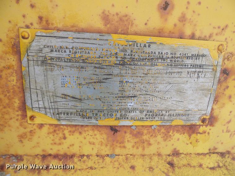 image for item DF7114 Caterpillar 70 scraper