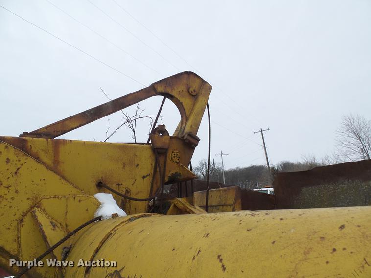 image for item DF7114 Caterpillar 70 scraper