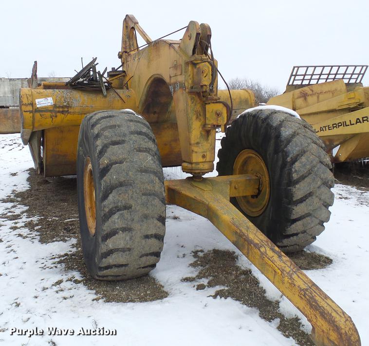 image for item DF7115 Caterpillar 80 scraper