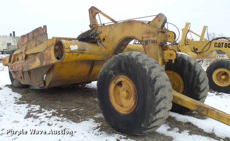 image for item DF7115 Caterpillar 80 scraper