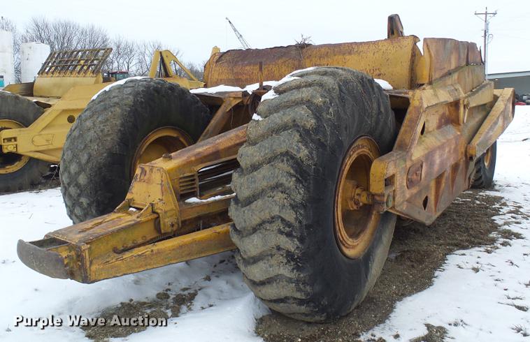 image for item DF7115 Caterpillar 80 scraper