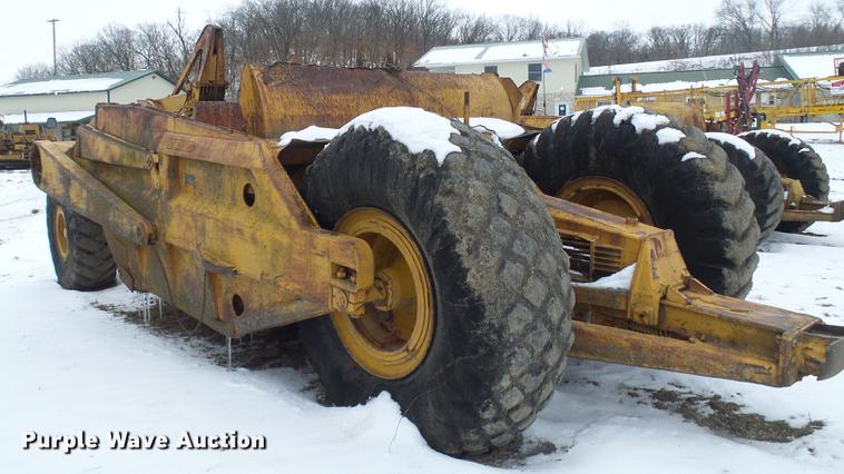 image for item DF7115 Caterpillar 80 scraper