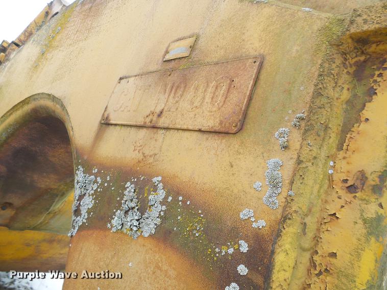 image for item DF7115 Caterpillar 80 scraper