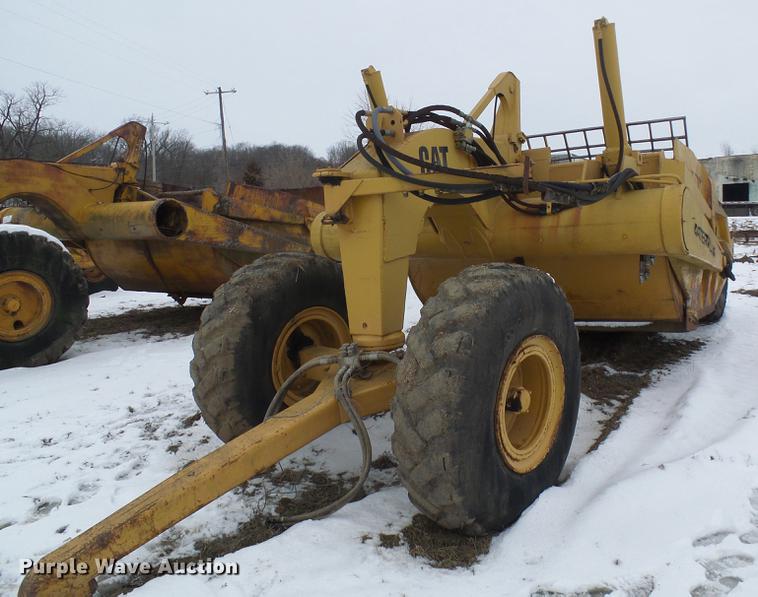 image for item DF7116 Caterpillar 80 scraper
