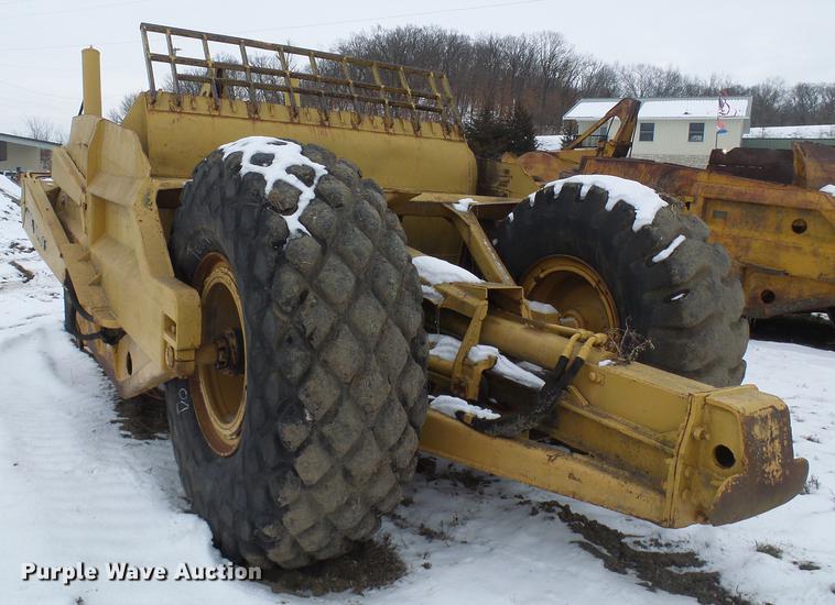 image for item DF7116 Caterpillar 80 scraper