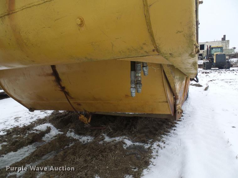 image for item DF7116 Caterpillar 80 scraper