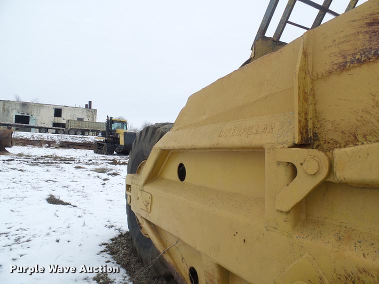 image for item DF7116 Caterpillar 80 scraper