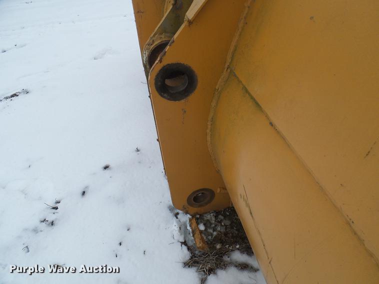 image for item DF7118 Case loader bucket