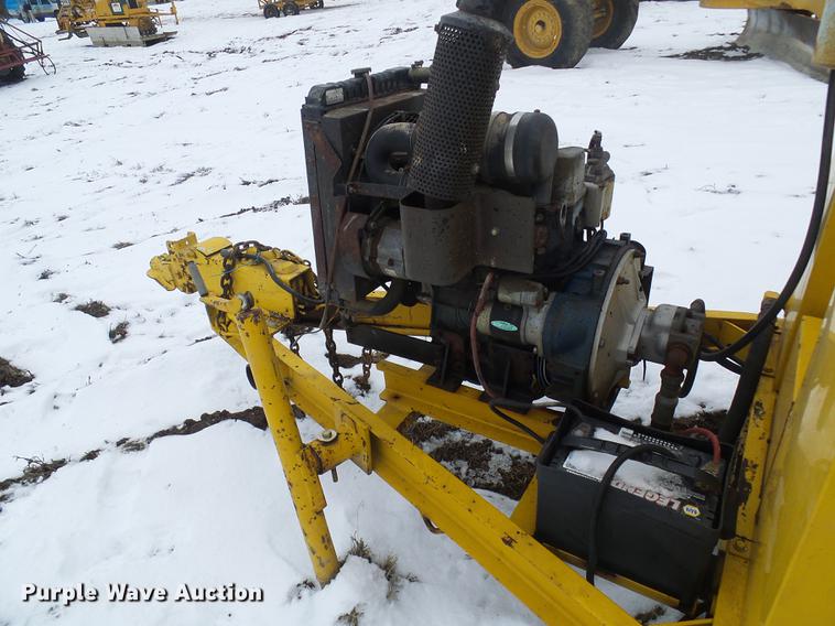 image for item DF7119 1992 Crafco EZ Pour melter applicator