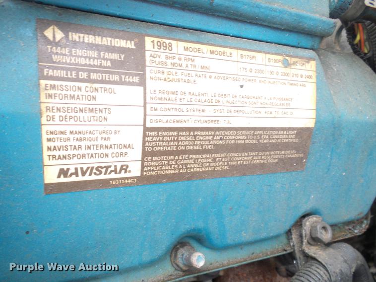 image for item DF7121 1998 International 4700 flatbed truck