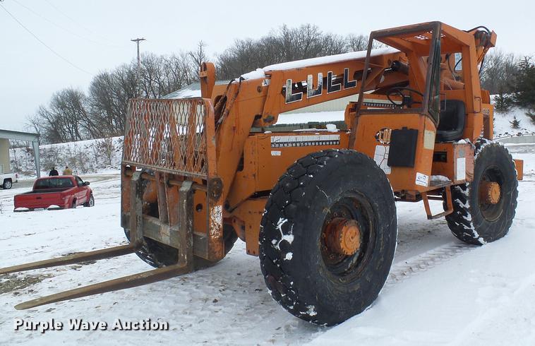 image for item DF7124 Lull 844 telehandler