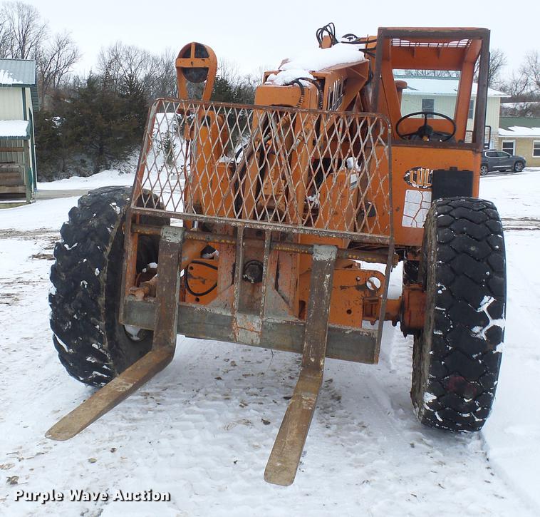 image for item DF7124 Lull 844 telehandler