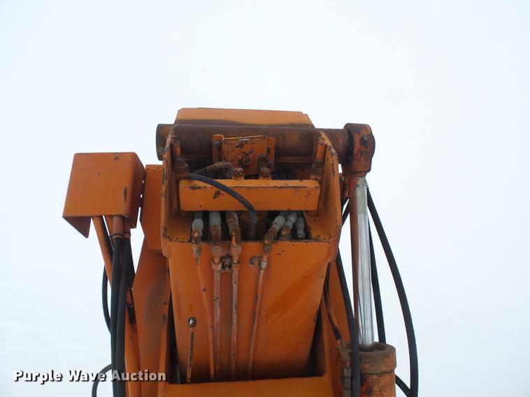 image for item DF7124 Lull 844 telehandler