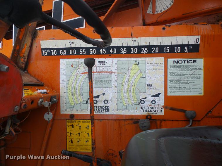 image for item DF7124 Lull 844 telehandler
