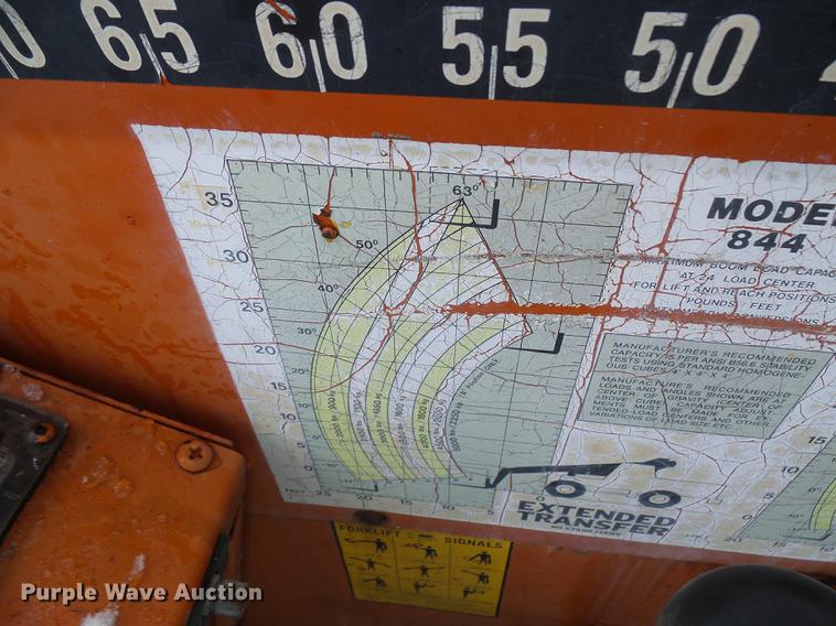 image for item DF7124 Lull 844 telehandler