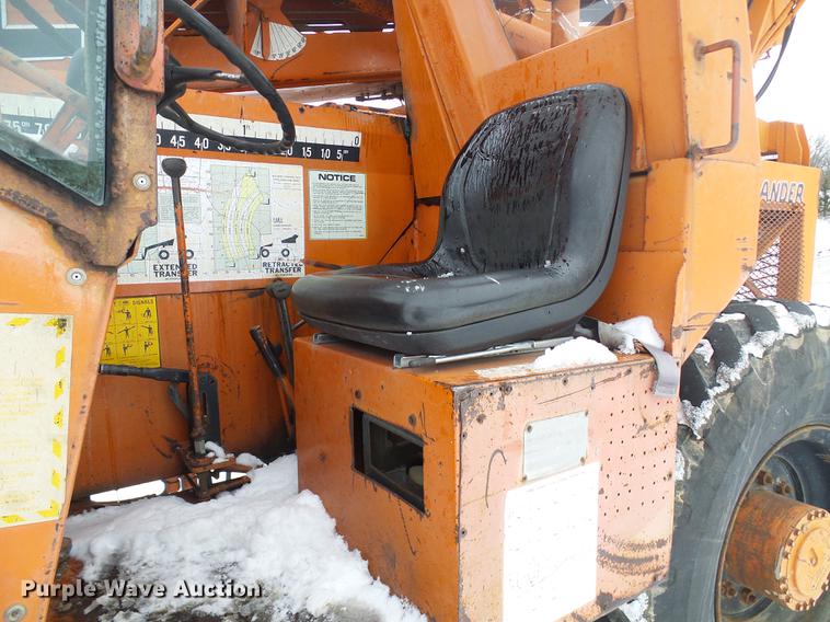 image for item DF7124 Lull 844 telehandler