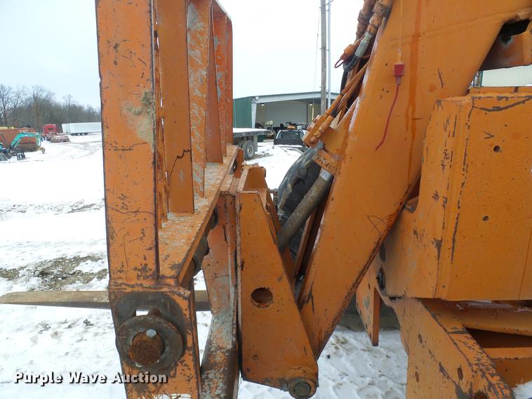 image for item DF7124 Lull 844 telehandler