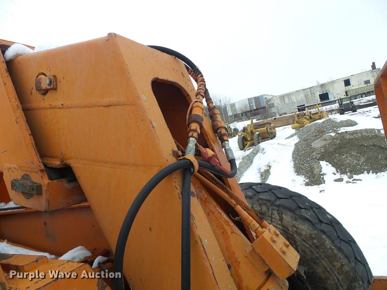 image for item DF7124 Lull 844 telehandler