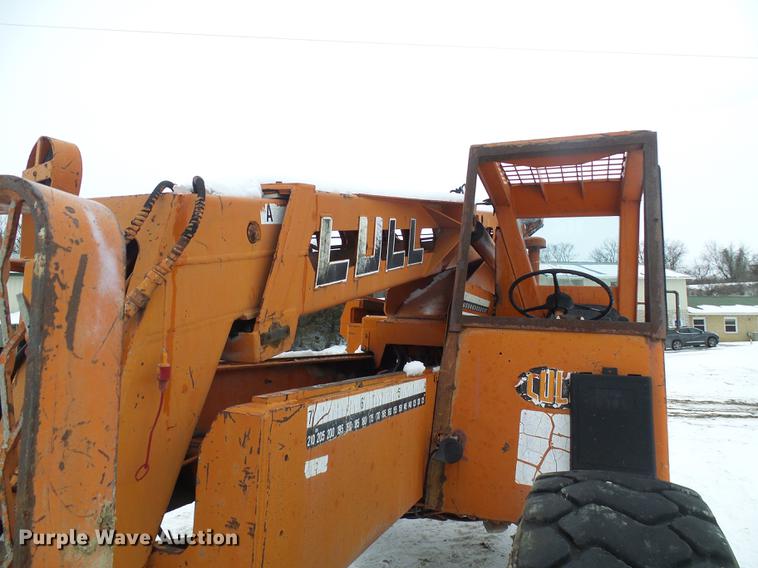 image for item DF7124 Lull 844 telehandler