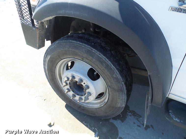 image for item DF7138 2012 Dodge Ram 5500 bucket truck