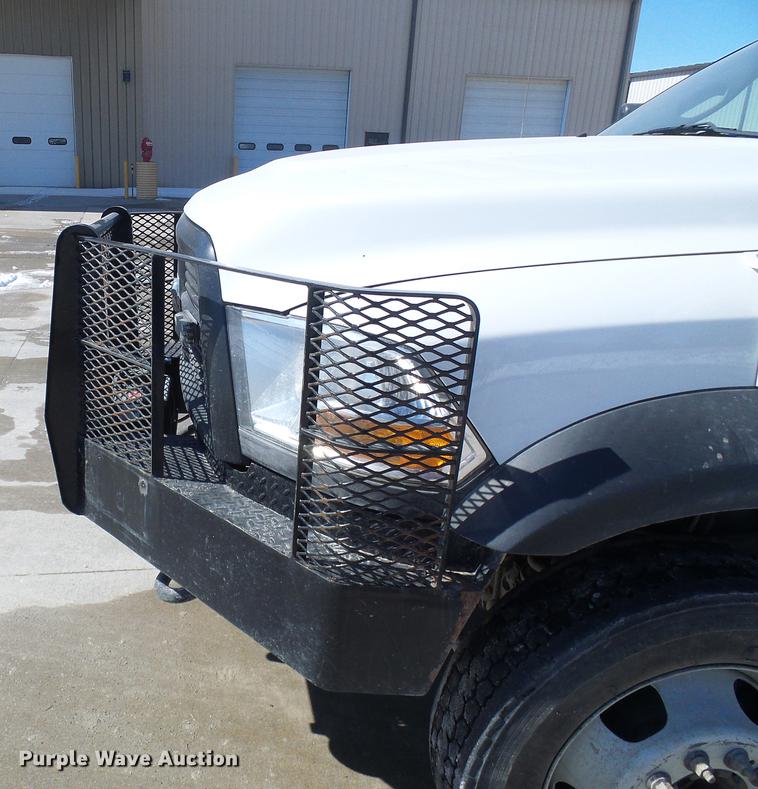 image for item DF7138 2012 Dodge Ram 5500 bucket truck