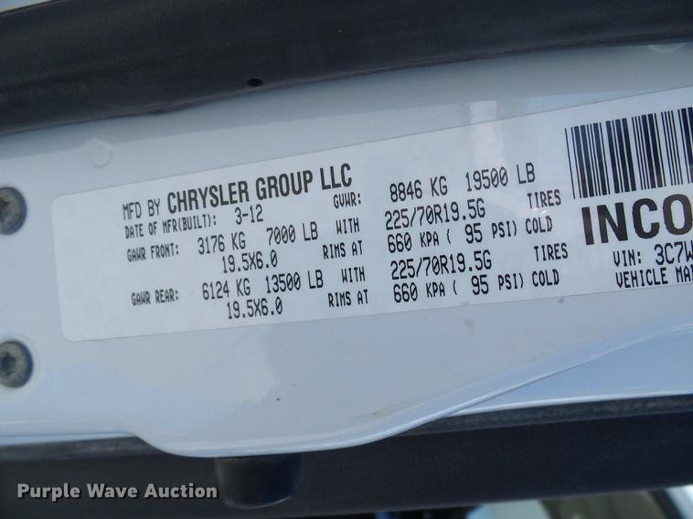 image for item DF7138 2012 Dodge Ram 5500 bucket truck