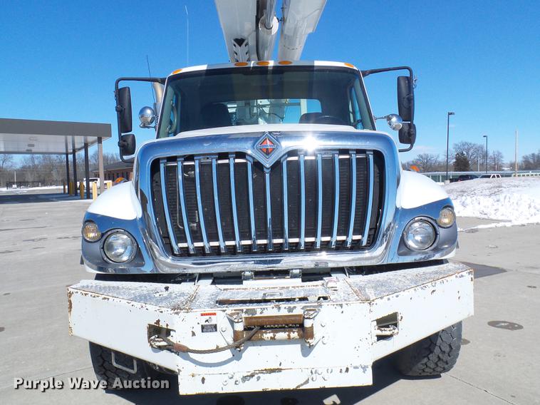 image for item DF7139 2011 International WorkStar 7500 bucket truck