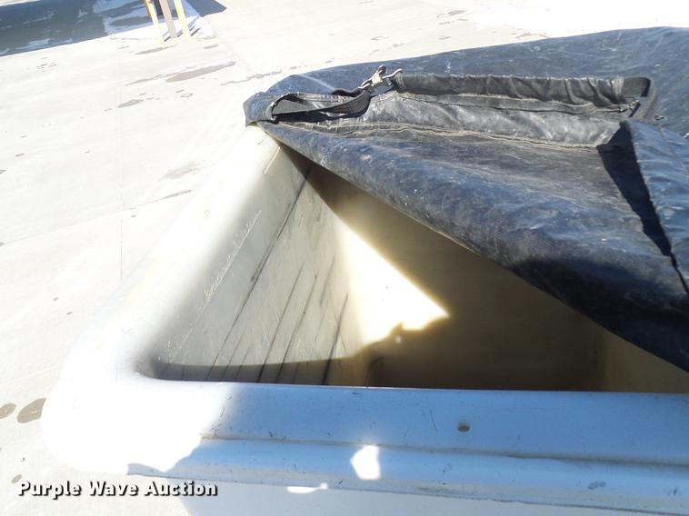 image for item DF7139 2011 International WorkStar 7500 bucket truck