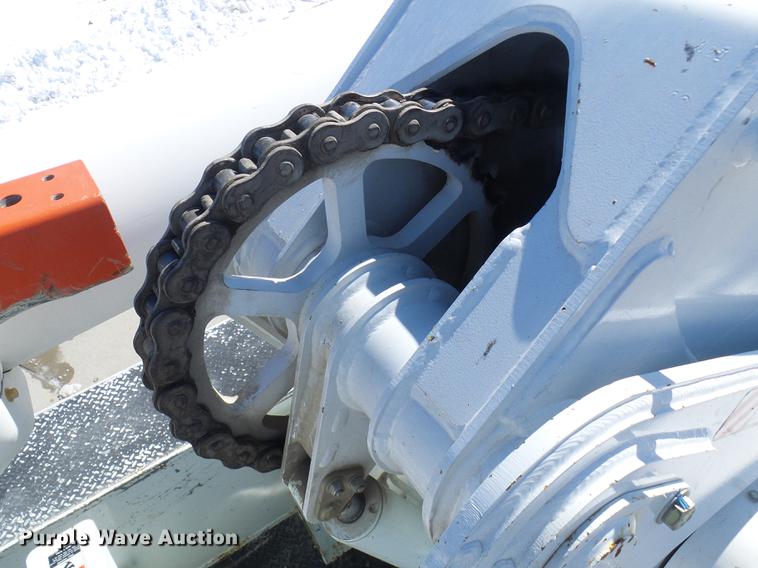 image for item DF7139 2011 International WorkStar 7500 bucket truck