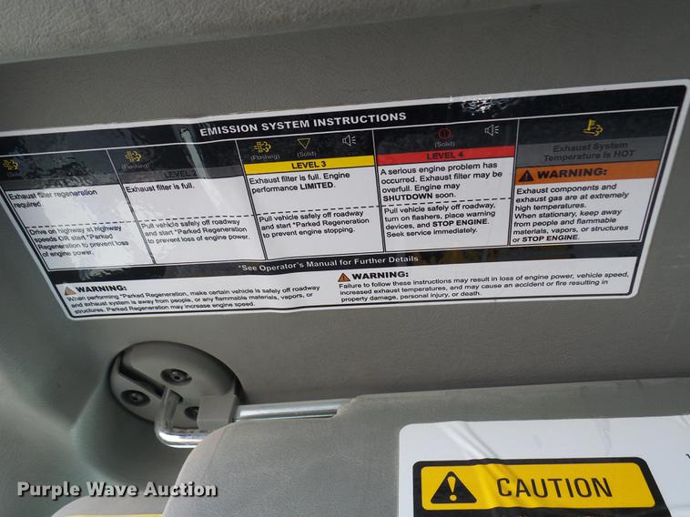 image for item DF7139 2011 International WorkStar 7500 bucket truck