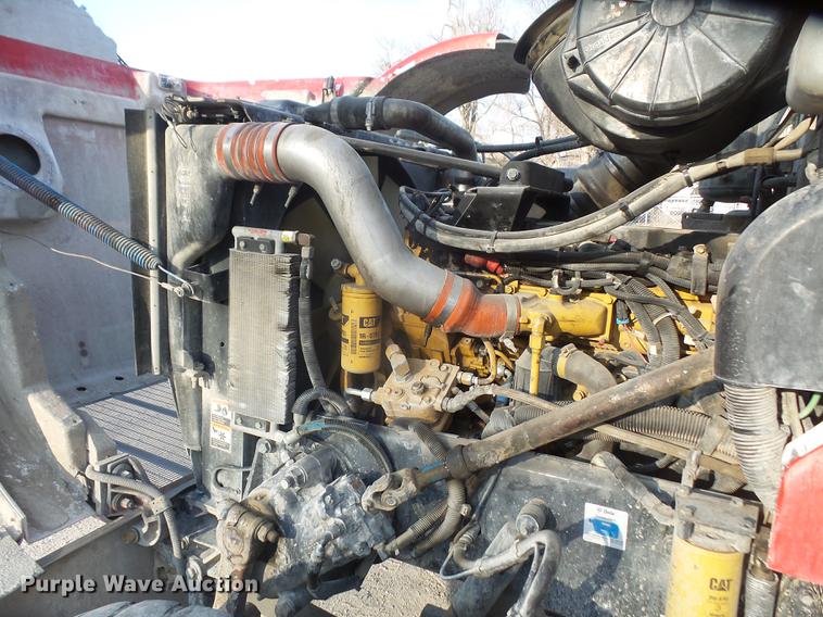 image for item DF7642 2007 Peterbilt 357 ready mix truck