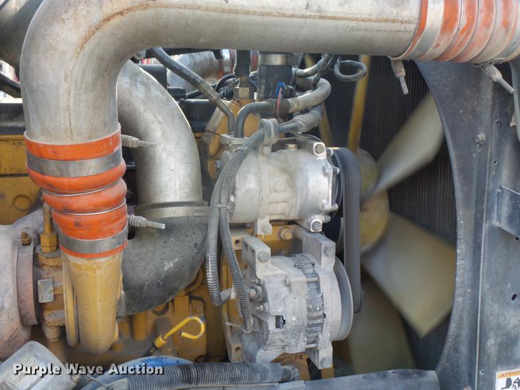 image for item DF7642 2007 Peterbilt 357 ready mix truck