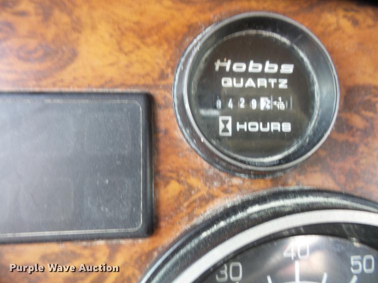 image for item DF7643 2001 Kenworth W900B ready mix truck