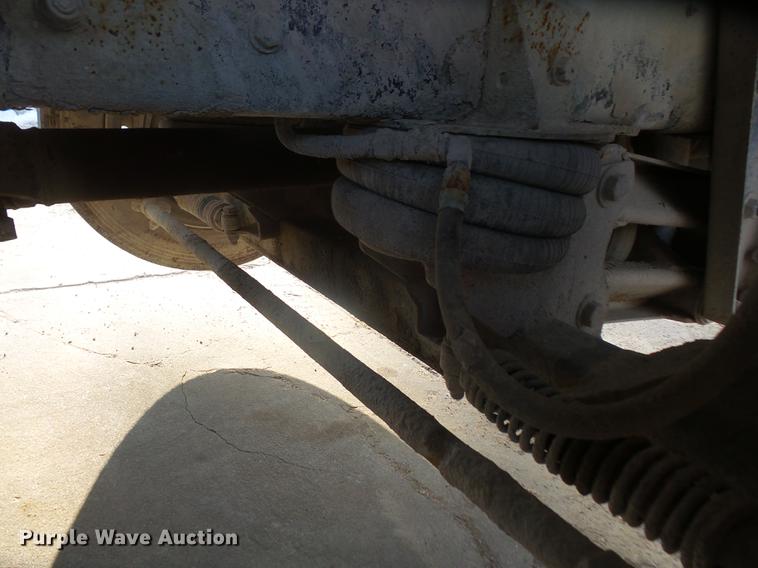 image for item DF7643 2001 Kenworth W900B ready mix truck