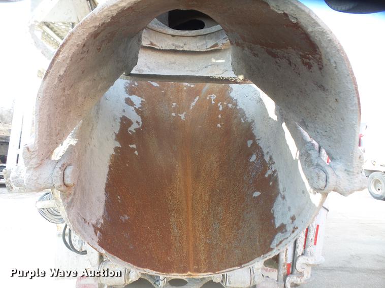 image for item DF7643 2001 Kenworth W900B ready mix truck