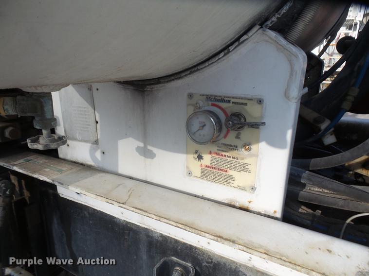 image for item DF7643 2001 Kenworth W900B ready mix truck