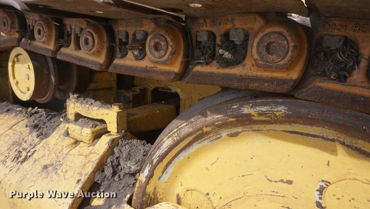 image for item DF7645 1983 International Dresser TD-20E dozer with RWF 400 tile plow