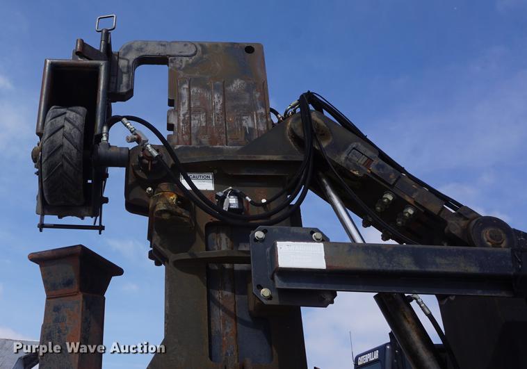 image for item DF7645 1983 International Dresser TD-20E dozer with RWF 400 tile plow