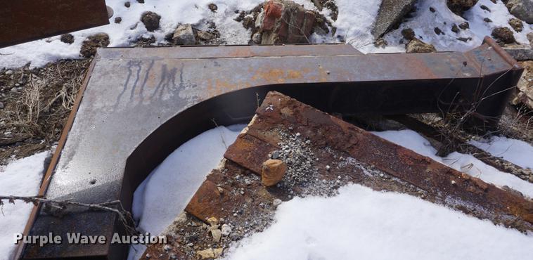 image for item DF7645 1983 International Dresser TD-20E dozer with RWF 400 tile plow